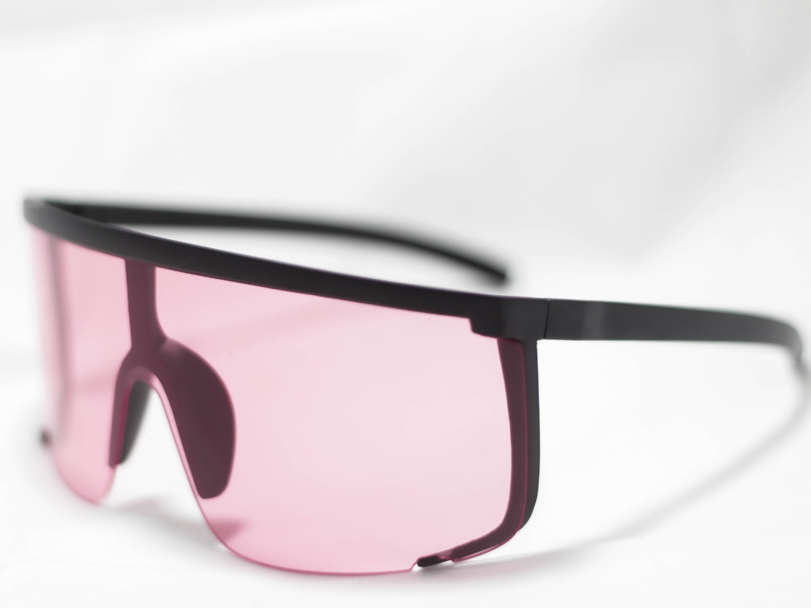 Uvex veiligheidsbril beschermt jou ogen als de beste
